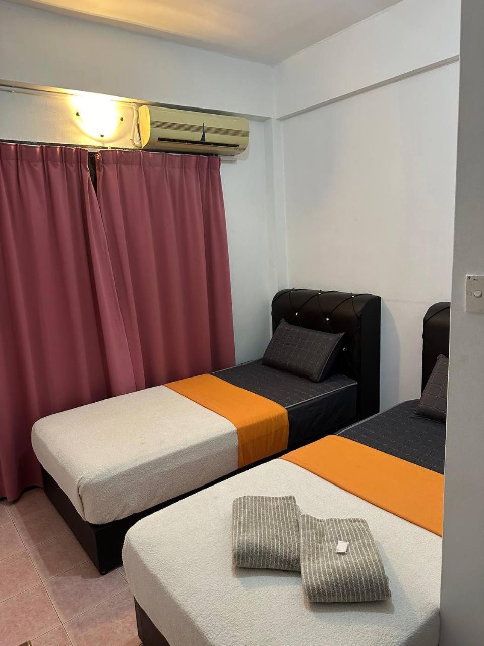 Teresek View Motel Kuala Tahan Zewnętrze zdjęcie