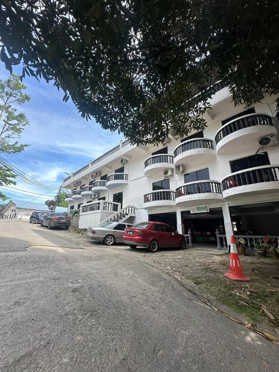 Teresek View Motel Kuala Tahan Zewnętrze zdjęcie
